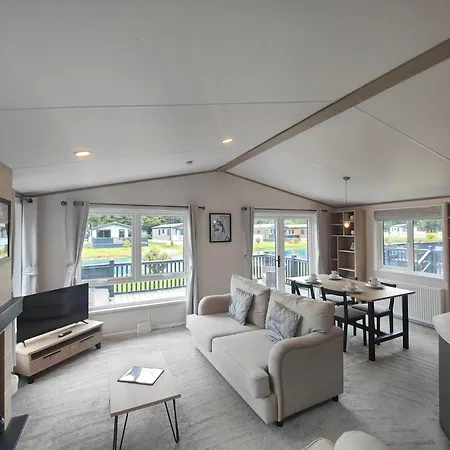 Loki's Retreat With Hot Tub Casa de Férias